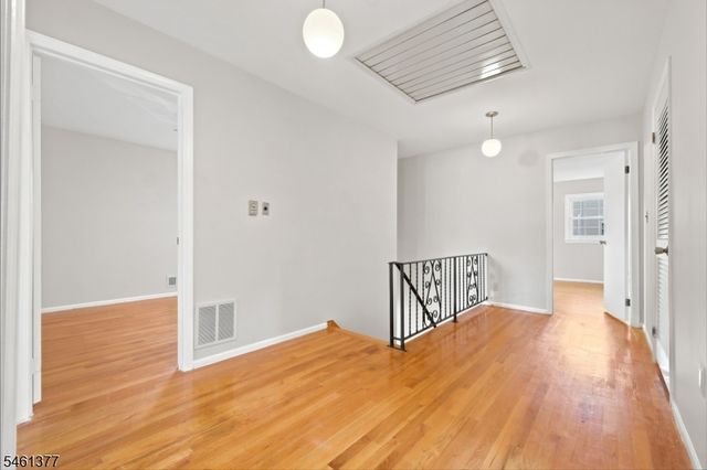 350 Parsippany Blvd, Parsippany-troy Hills Twp., NJ 07005