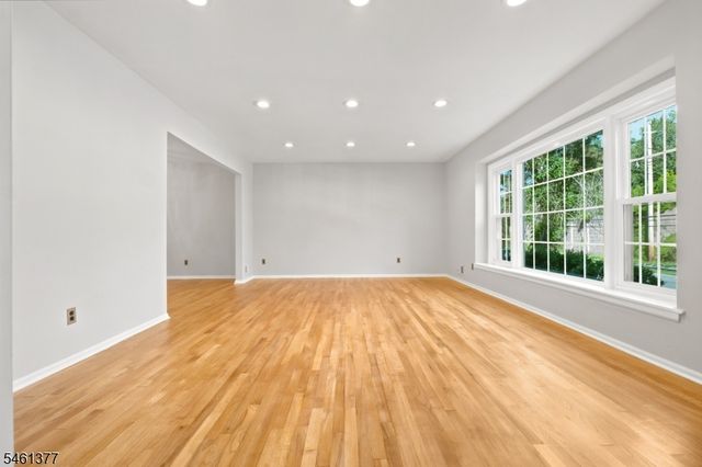 350 Parsippany Blvd, Parsippany-troy Hills Twp., NJ 07005