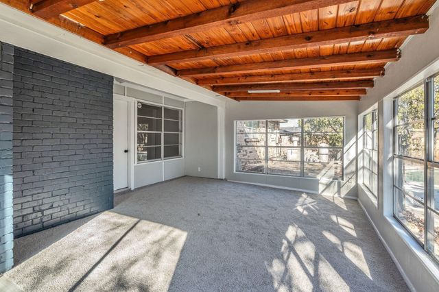 6404 Simmons Road, North Richland Hills, TX 76182