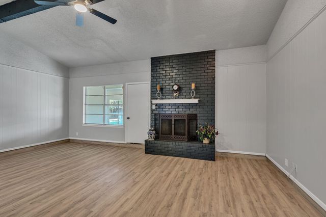 6404 Simmons Road, North Richland Hills, TX 76182