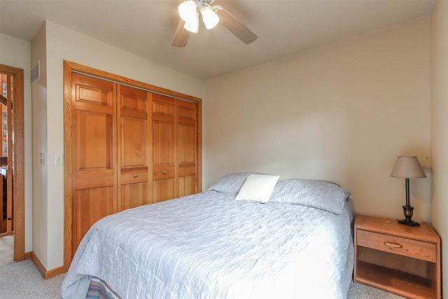 E1402 GRANDVIEW ROAD, Waupaca, WI 54981