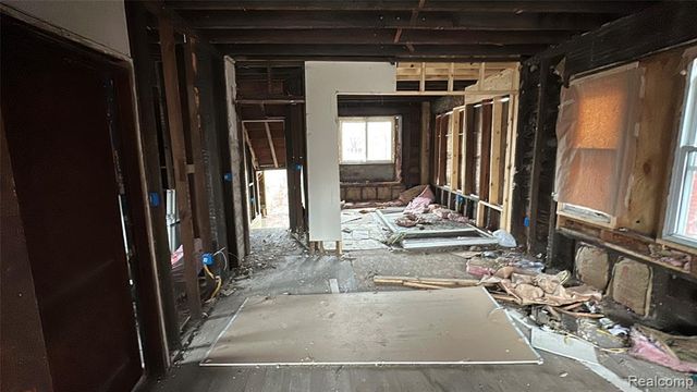 12910 Hickory Street, Detroit, MI 48205