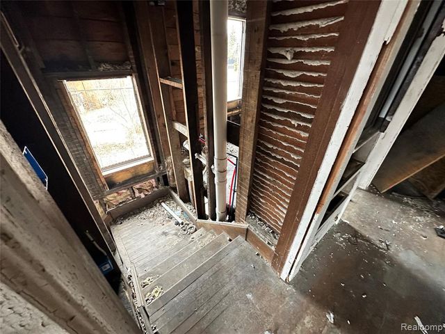 12910 Hickory Street, Detroit, MI 48205