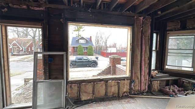 12910 Hickory Street, Detroit, MI 48205