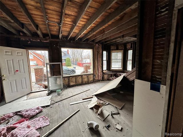 12910 Hickory Street, Detroit, MI 48205