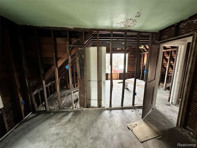 12910 Hickory Street, Detroit, MI 48205