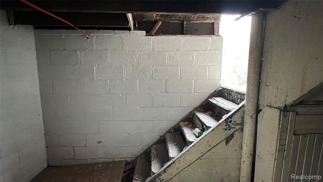 12910 Hickory Street, Detroit, MI 48205