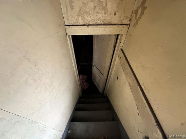 12910 Hickory Street, Detroit, MI 48205