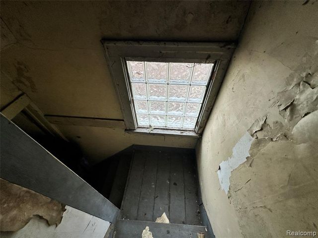 12910 Hickory Street, Detroit, MI 48205