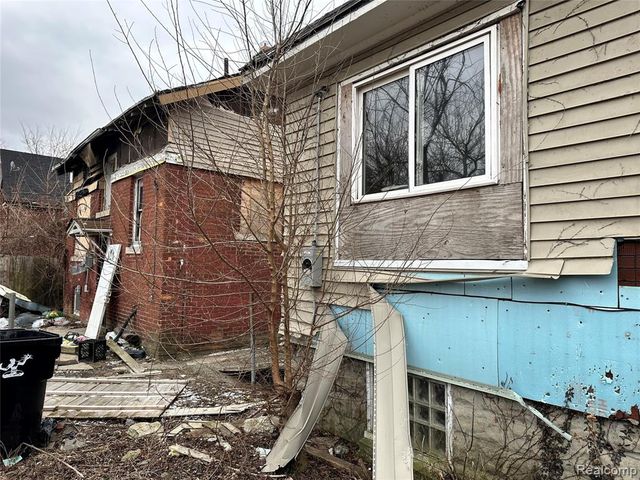 12910 Hickory Street, Detroit, MI 48205