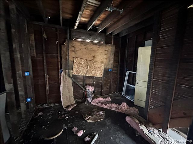 12910 Hickory Street, Detroit, MI 48205