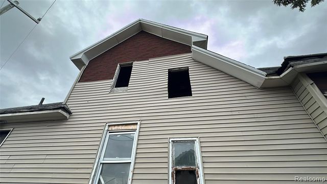 12910 Hickory Street, Detroit, MI 48205