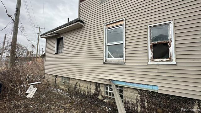 12910 Hickory Street, Detroit, MI 48205