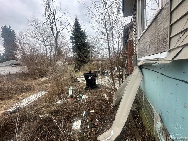 12910 Hickory Street, Detroit, MI 48205