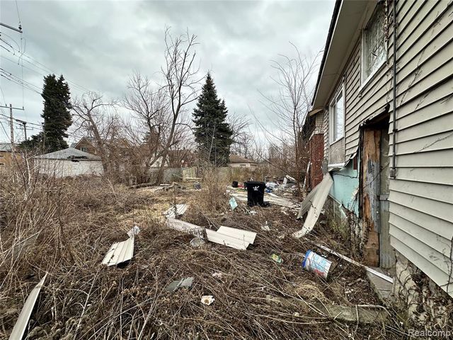 12910 Hickory Street, Detroit, MI 48205