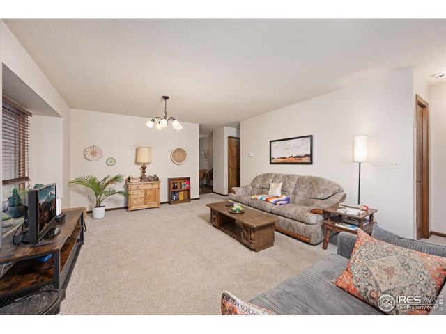 3029 Aspen Dr, Loveland, CO 80538