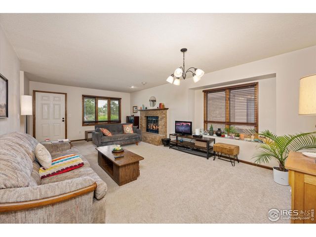 3029 Aspen Dr, Loveland, CO 80538
