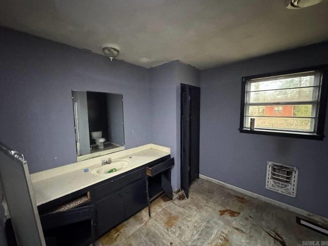 1507 W 33rd Avenue, Pine Bluff, AR 71603