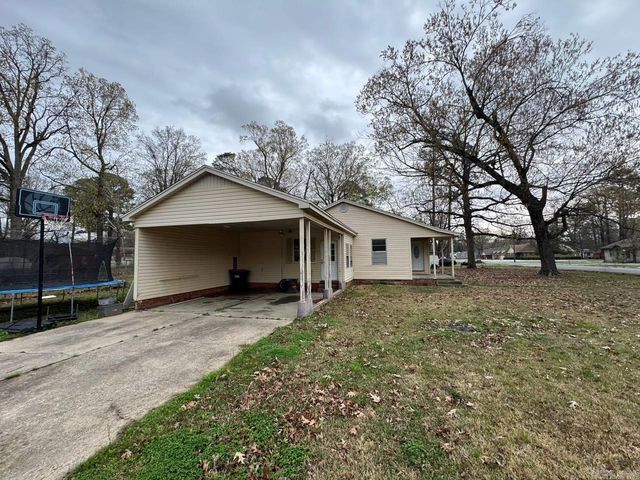 1507 W 33rd Avenue, Pine Bluff, AR 71603