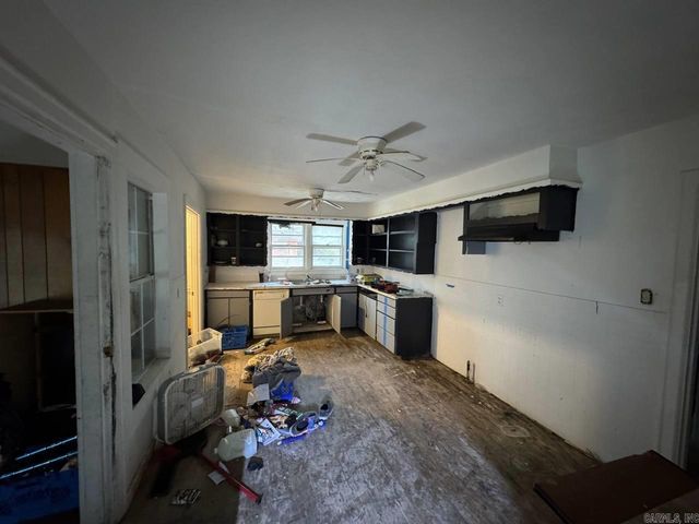 1507 W 33rd Avenue, Pine Bluff, AR 71603