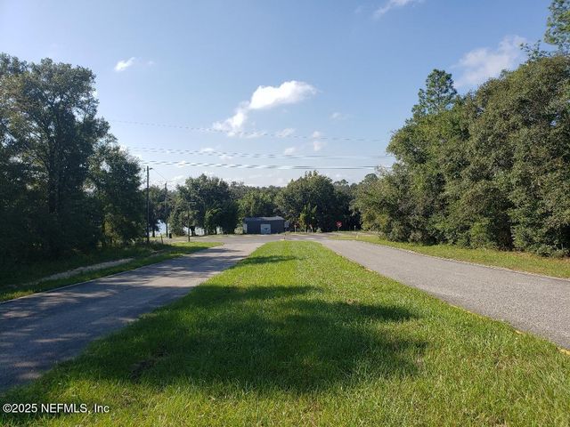 1538 STATE ROAD 20, Hawthorne, FL 32640