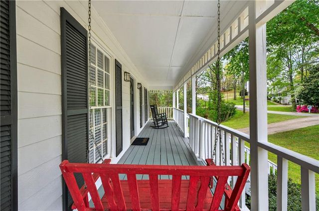 176 Arbour Run, Suwanee, GA 30024