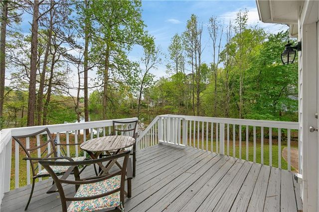 176 Arbour Run, Suwanee, GA 30024
