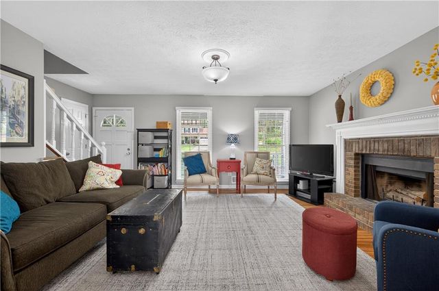 176 Arbour Run, Suwanee, GA 30024