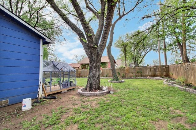 609 Osage St, Augusta, KS 67010