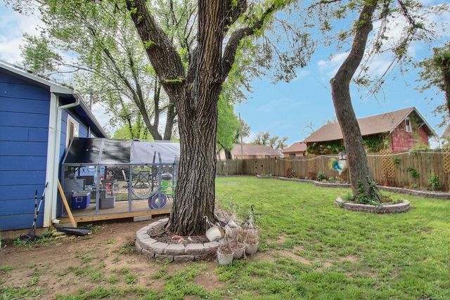609 Osage St, Augusta, KS 67010
