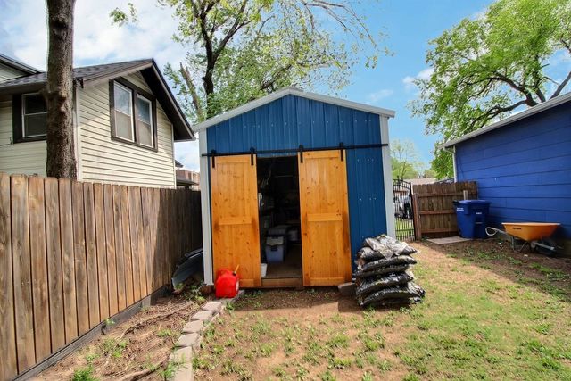 609 Osage St, Augusta, KS 67010