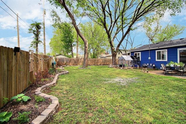 609 Osage St, Augusta, KS 67010