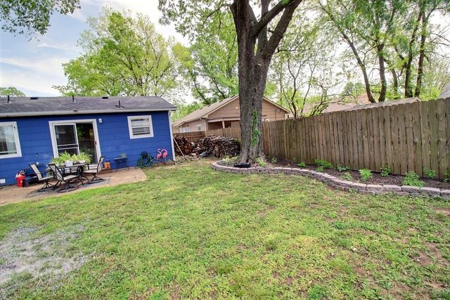 609 Osage St, Augusta, KS 67010