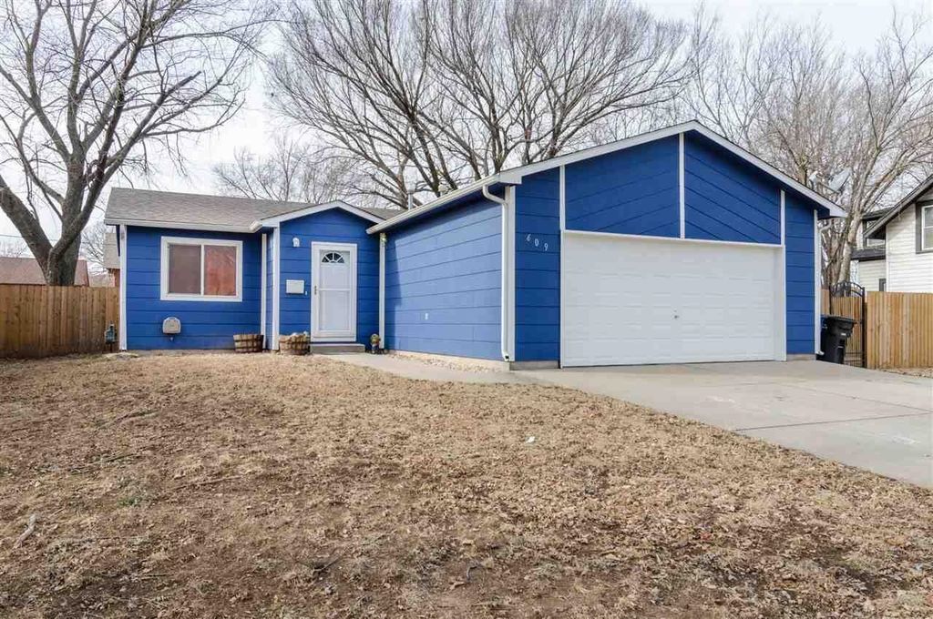 609 Osage St, Augusta, KS 67010