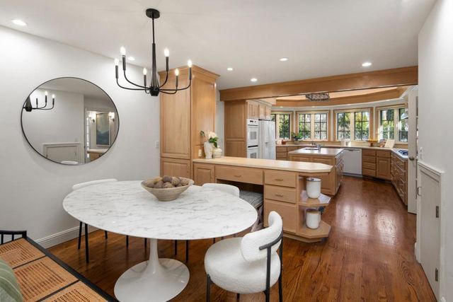 845 Magnolia Street, Menlo Park, CA 94025