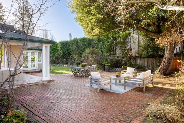 845 Magnolia Street, Menlo Park, CA 94025