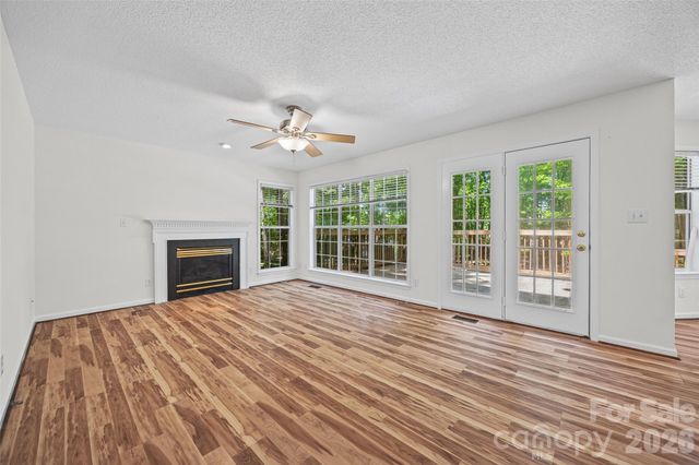 9139 Morgan Glenn Drive, Mint Hill, NC 28227