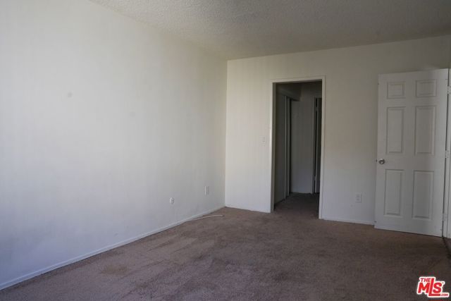 18444 Collins Street 4, Tarzana (los Angeles), CA 91356