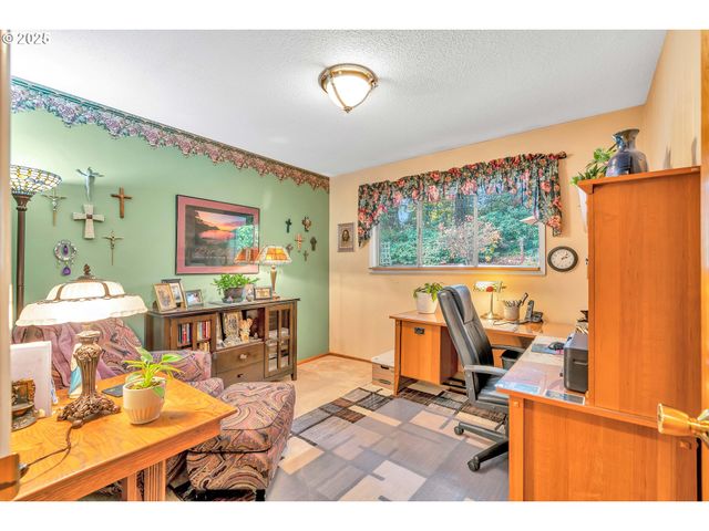 1408 Ne 65TH St, Vancouver, WA 98665