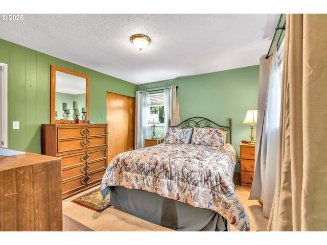 1408 Ne 65TH St, Vancouver, WA 98665