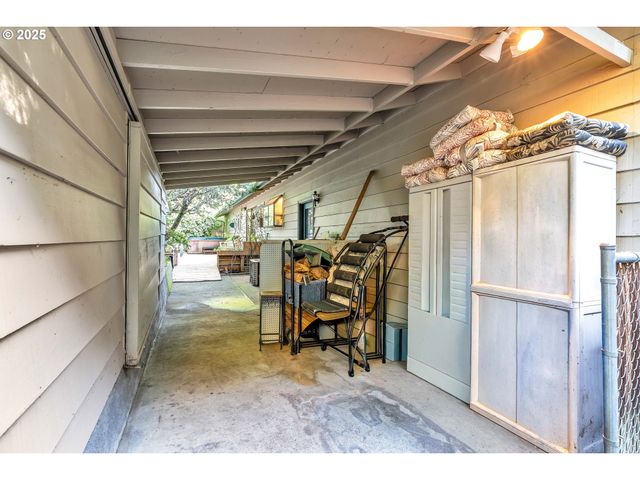 1408 Ne 65TH St, Vancouver, WA 98665