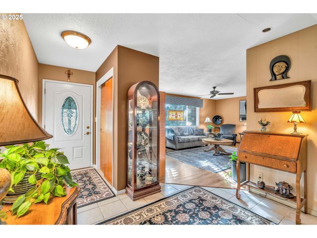 1408 Ne 65TH St, Vancouver, WA 98665