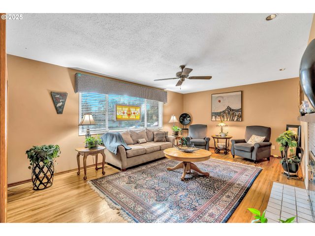 1408 Ne 65TH St, Vancouver, WA 98665