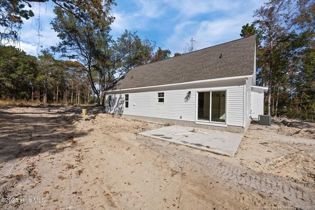 2401 Sunset Harbor SE Road, Bolivia, NC 28422