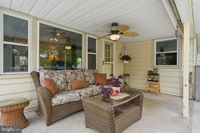 15 CLEARVIEW AVE, Chalfont, PA 18914