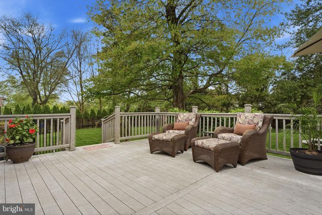 15 CLEARVIEW AVE, Chalfont, PA 18914