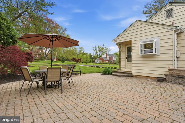 15 CLEARVIEW AVE, Chalfont, PA 18914