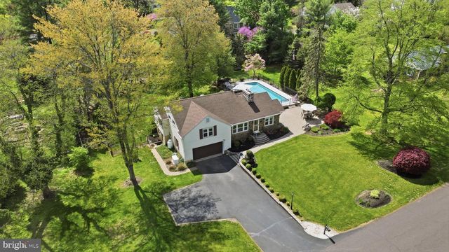 15 CLEARVIEW AVE, Chalfont, PA 18914