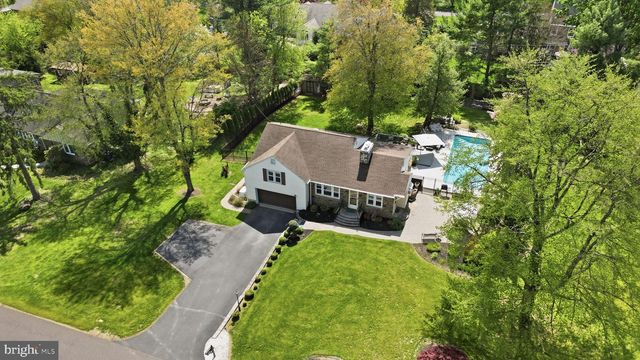 15 CLEARVIEW AVE, Chalfont, PA 18914