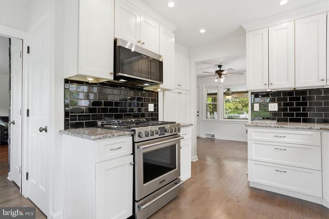 15 CLEARVIEW AVE, Chalfont, PA 18914